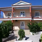 Apartman Thekla Karavádosz