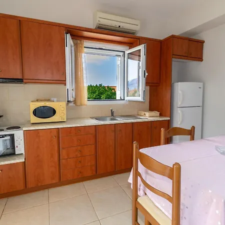 Apartment Thekla *